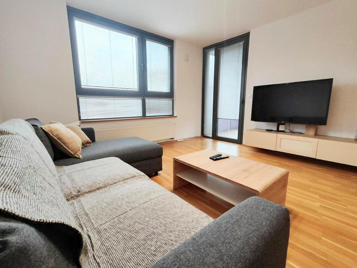 Mills - Free Parking - Balcony With City View - Close To Nivy Mall Bratislava Exterior foto