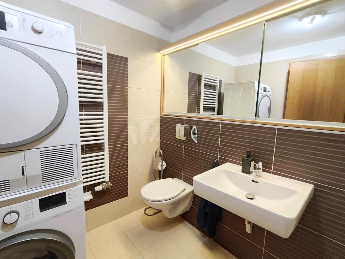 Mills - Free Parking - Balcony With City View - Close To Nivy Mall Bratislava Exterior foto
